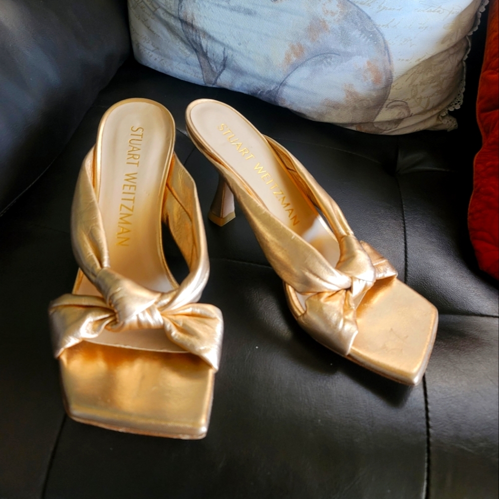 Stuart Weitzman Gold Women's Shoes - Picture 2 of 13
